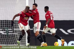 利物浦边锋欧冠名单落选 转会传闻风起利物浦战术布局待考